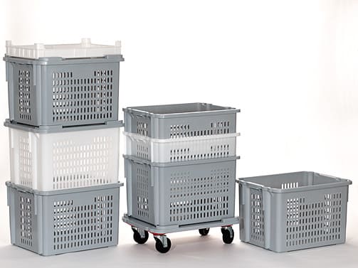 Perfored stackable and nestable boxes serie 335