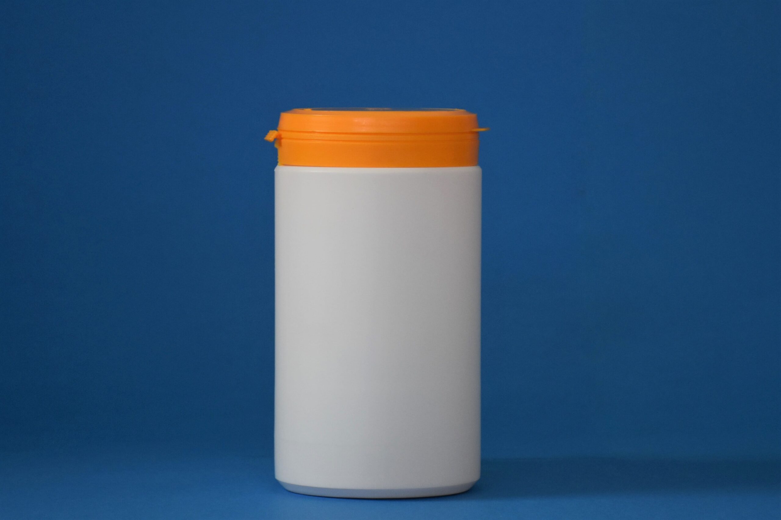 Tamper evident container Ref. 9381 with colored lid